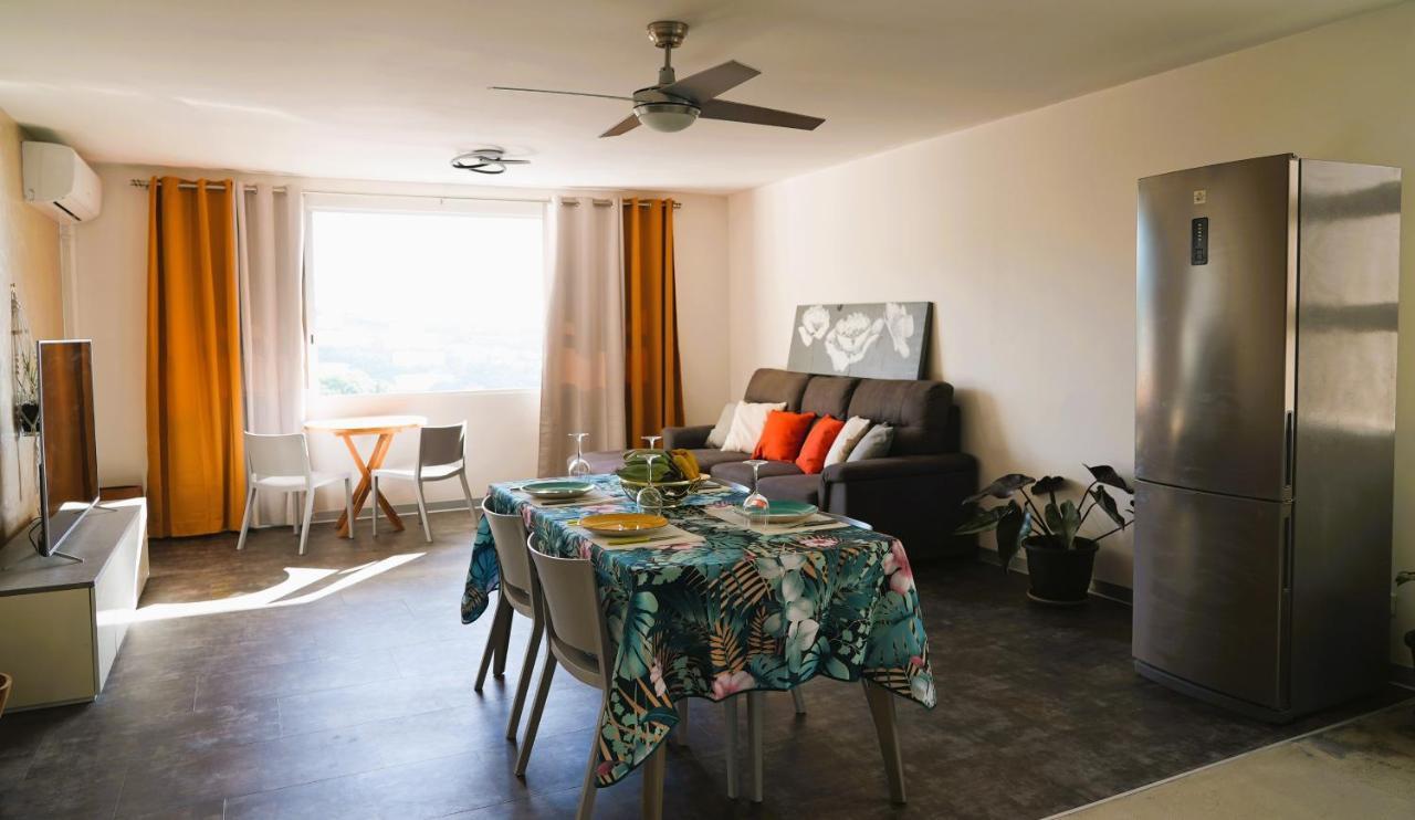 Papeete Appartement Entier A 10 Min De L'Aeroport Esterno foto